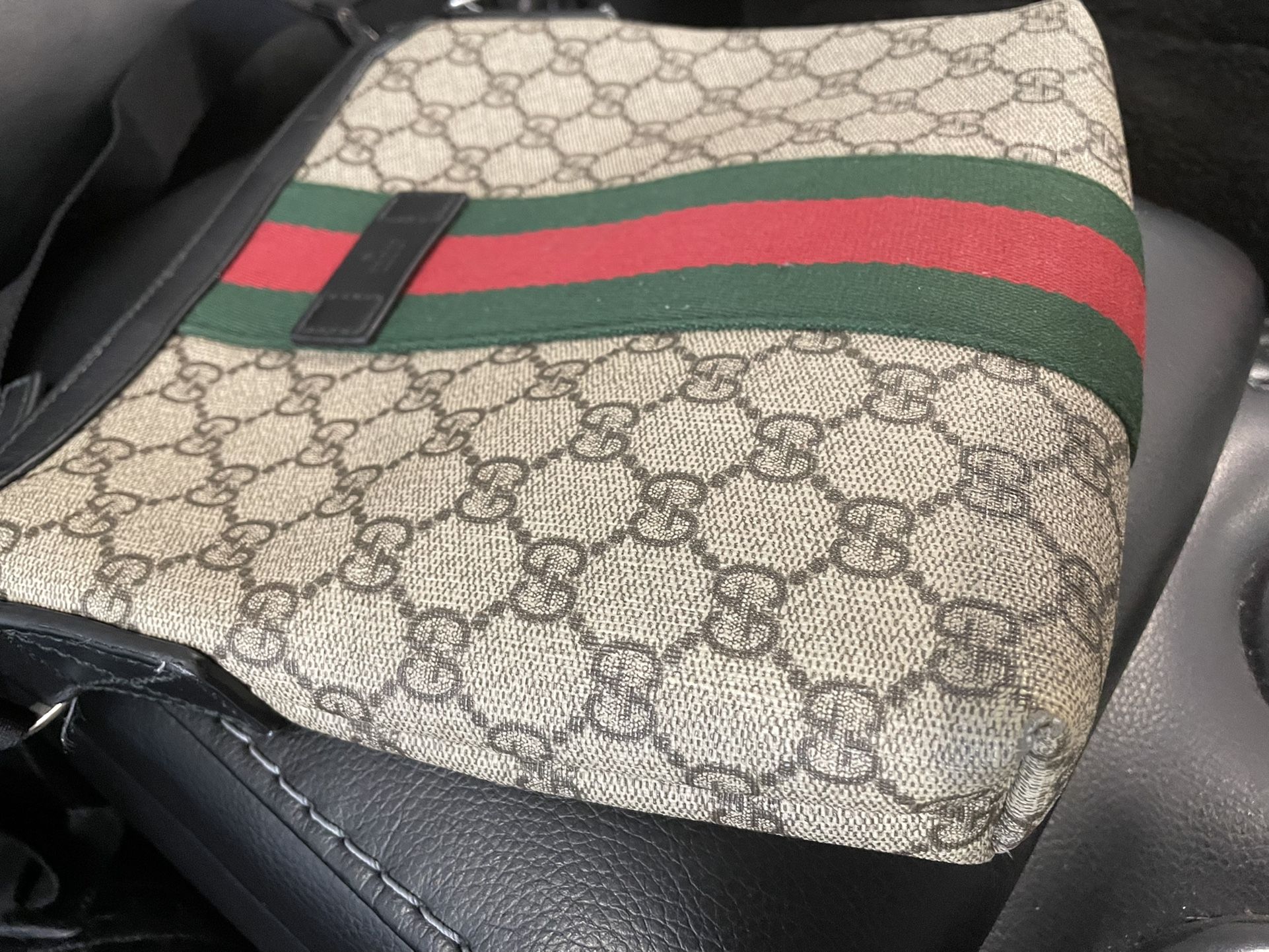 Official Gucci Cross Bag