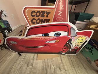 Standup - Disney Pixar's Cars