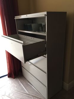File cabinet