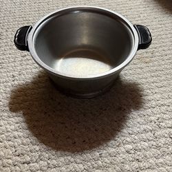 Vintage Guardian Service Pot