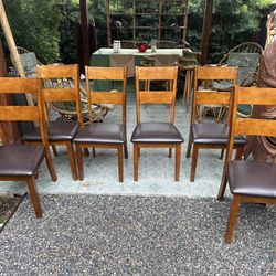 6 Traditonal dining chairs