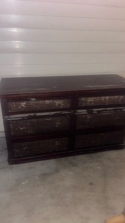 Wicker dresser
