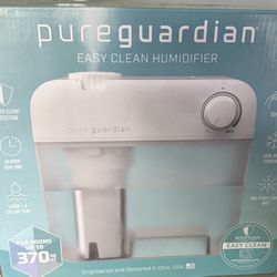 PureGuardian Easy Clean Humidifier. 