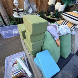 Yoga Blocks/bolsters/books- YARD SALE TODAY-Sun