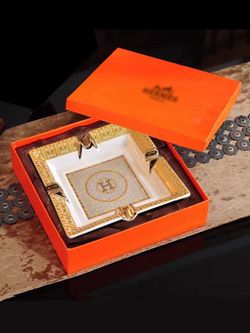 Hermes ashtray