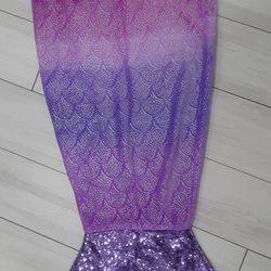 Mermaid tail blanket and Unicorn blanket