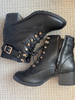 Combat Boots 