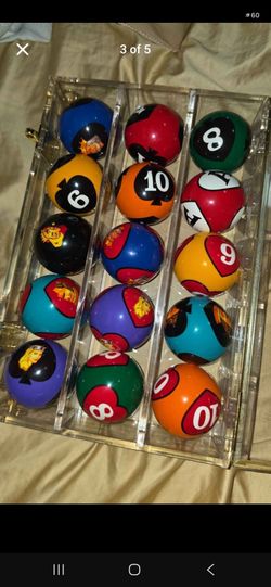 Official Poker Pool Set with Acrylic Case