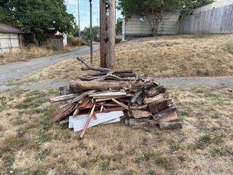 Free firewood - 35th and Chandler, Tacoma