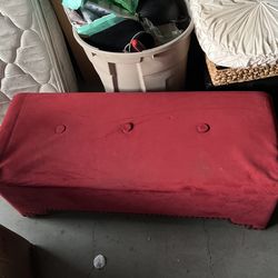 Bench With Space Under 