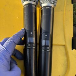 The Audio G788 Wireless Microphones. 