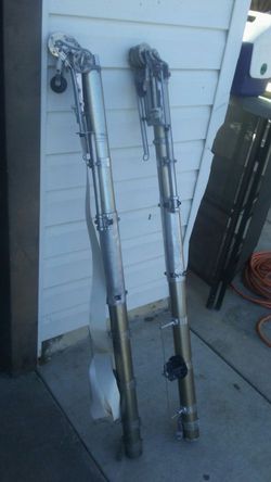 Bazuka pata teipero jalando