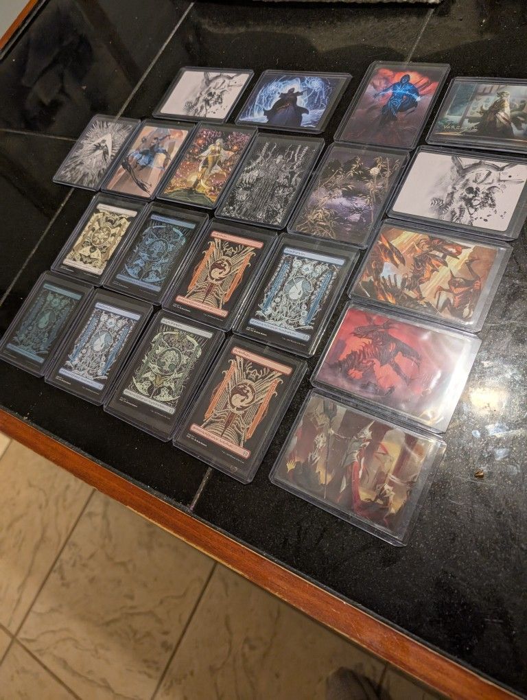Mtg Phyrexia Art Series & some Japanese mtg set