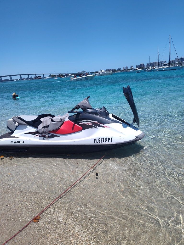 Yamaha Wave Runner For 3 Persons