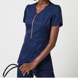 Scrub Top, Size Small