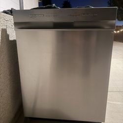 2025 Midea Dishwasher Reciept In Hand