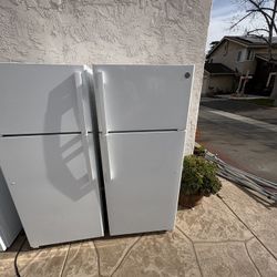 X 2 Fridge & X3 Stoves For Sale 