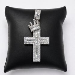 925 Sterling Silver 4.60CT MOISSANITE ICED-OUT Crown Cross Men’s Pendant 