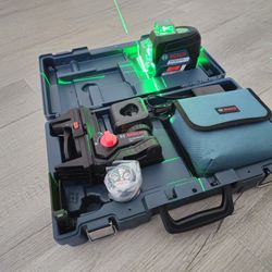 Bosch 3 Plane Laser - New