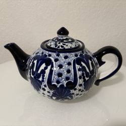Teapot Talavera Mexican Pottery Blue and White