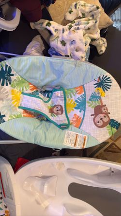 Baby sit and play chair