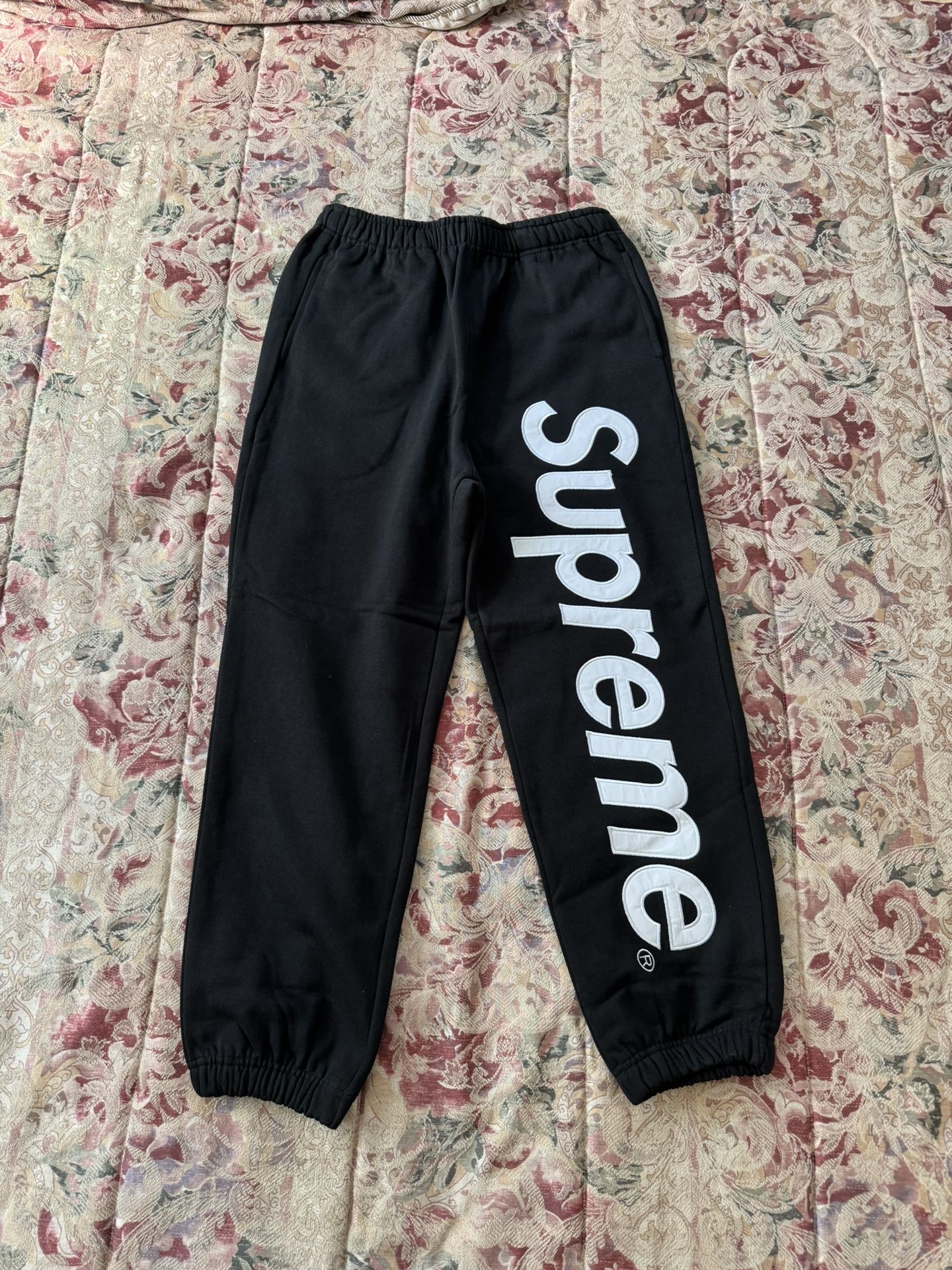 Supreme Sweatpants