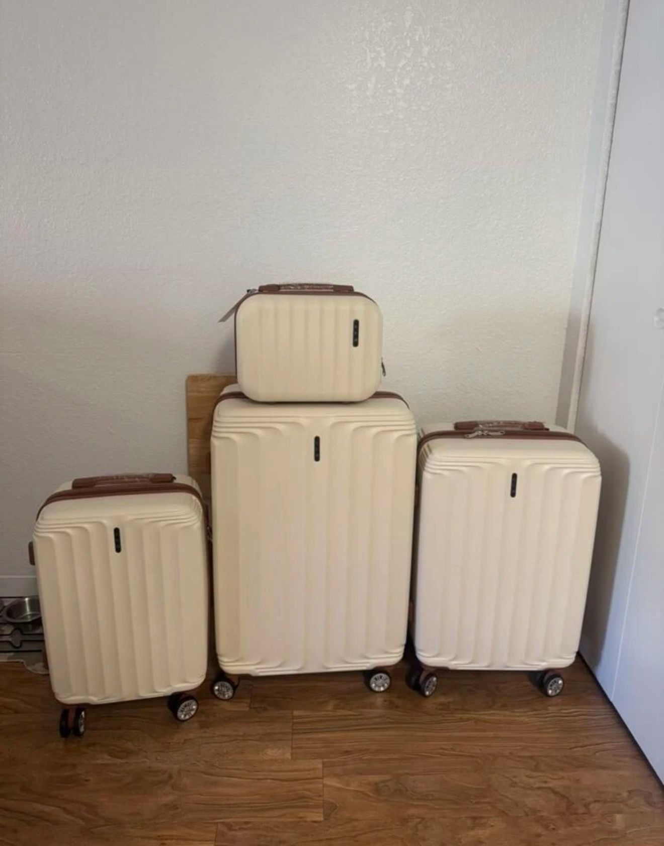 Luggage Set