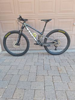 TREK TOP FUEL 7 FULL SUSPENSION 29 ER SETUP TUBELESS ( MEDIUM)