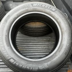 Tires 235 / 65 / 18