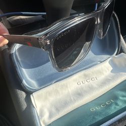 Gucci Men’s sun glasses 