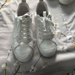 Tenis De Mujer Usados En Buenas Condiciones Sais 8/12 Marca Tommy Hilfiger $15