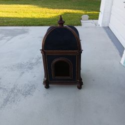Pet / House,Blue Velvet, And Solid Wood 