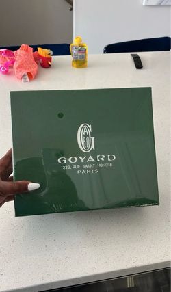 Goyard purse