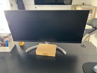 LG Monitor