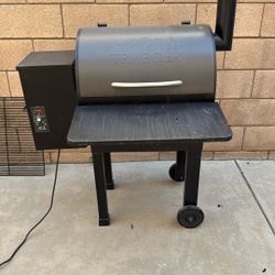 Used Traeger Smoker
