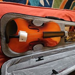 Eastar EVA 2 4/4 Violin In Case. Never Been Used 