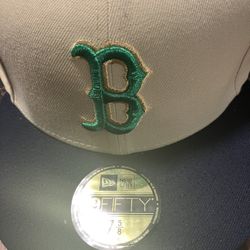 Boston Red Sox Fitted Hat 