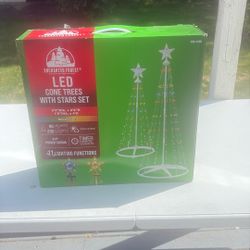 Led Cone Trees With Star Set