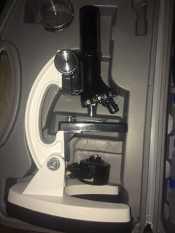 Microscope
