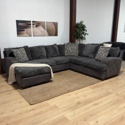 Gray 3-Piece Sectional (Delivery Available)