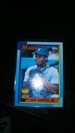 Ken griffey Jr topps rookie card.. Mint..