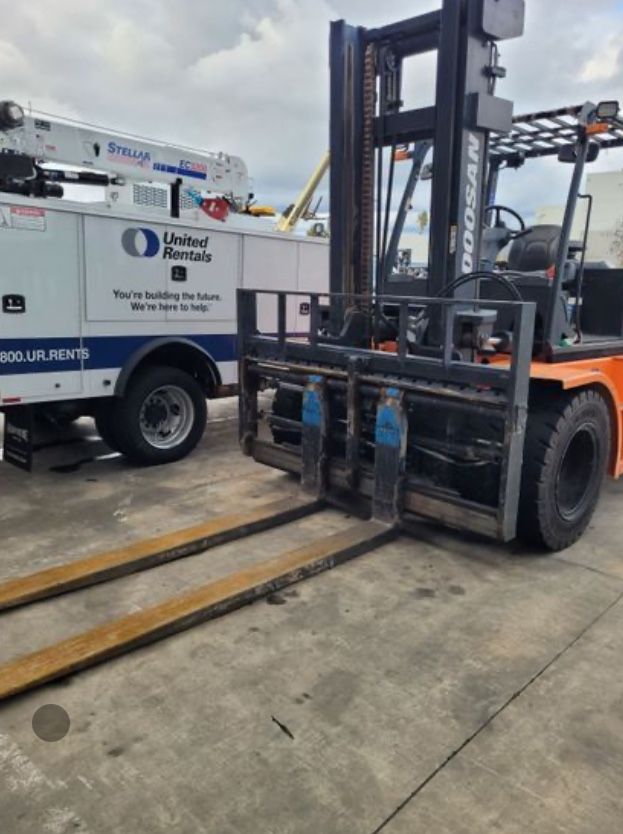 2020 Doosan D90S-7 - 18,850# Warehouse Forklift