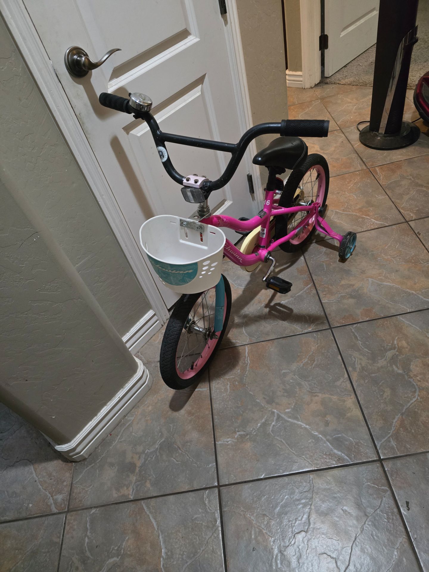Schwinn with training wheels