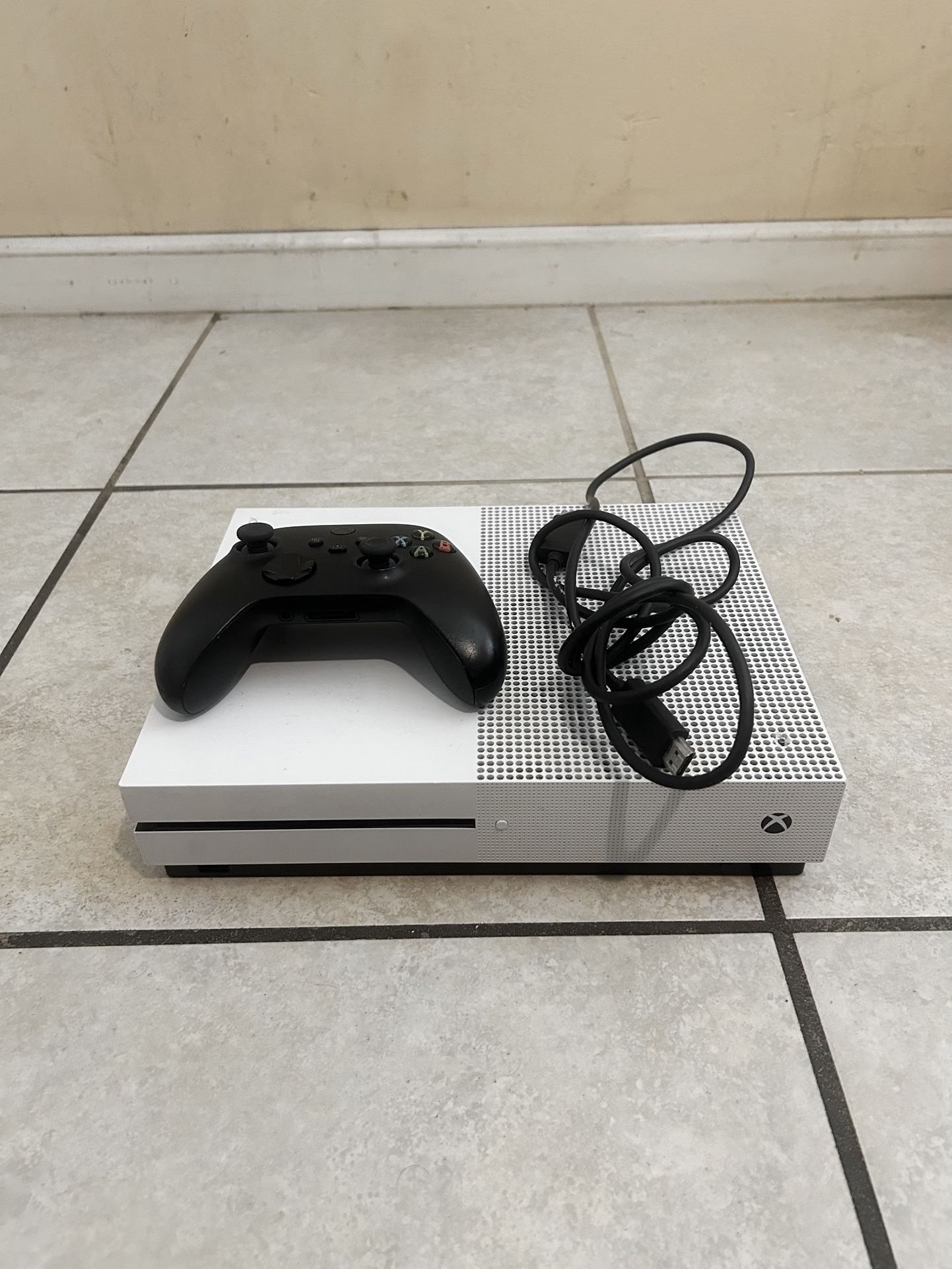 Xbox One S Gaming System w/ Controller & Wires – Plug & Play