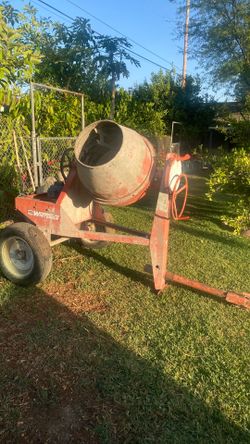 Concrete mixer