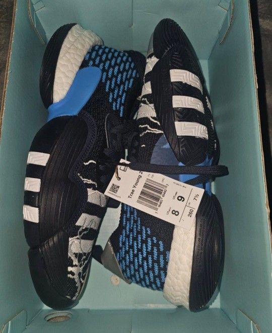 New Mens Adidas Shoes Size 8