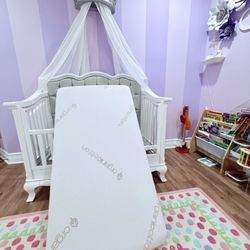 Saatva  Organic dual-sided crib mattress 