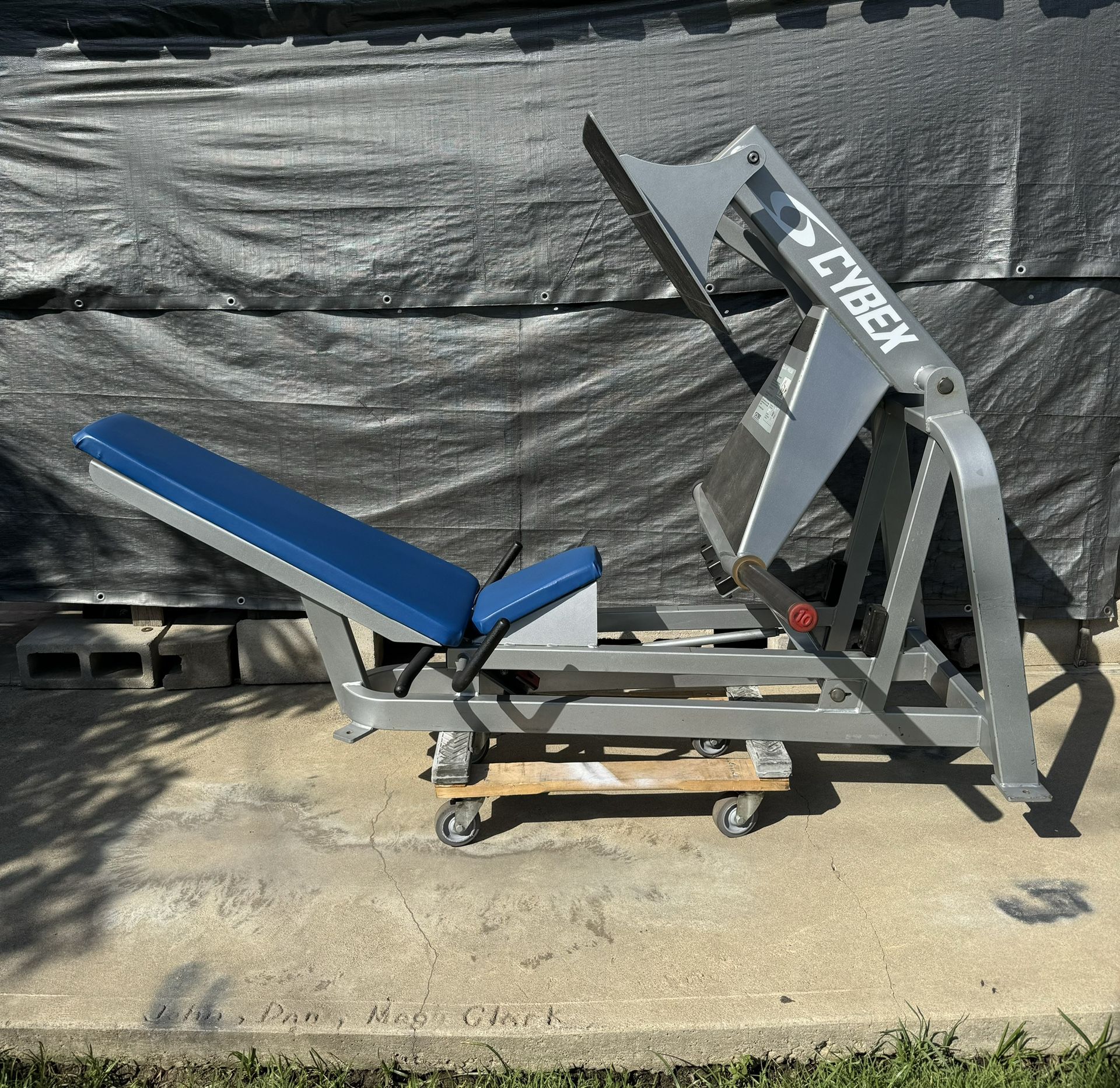 Cybex Plate Loaded Squat Press Gym Equipment