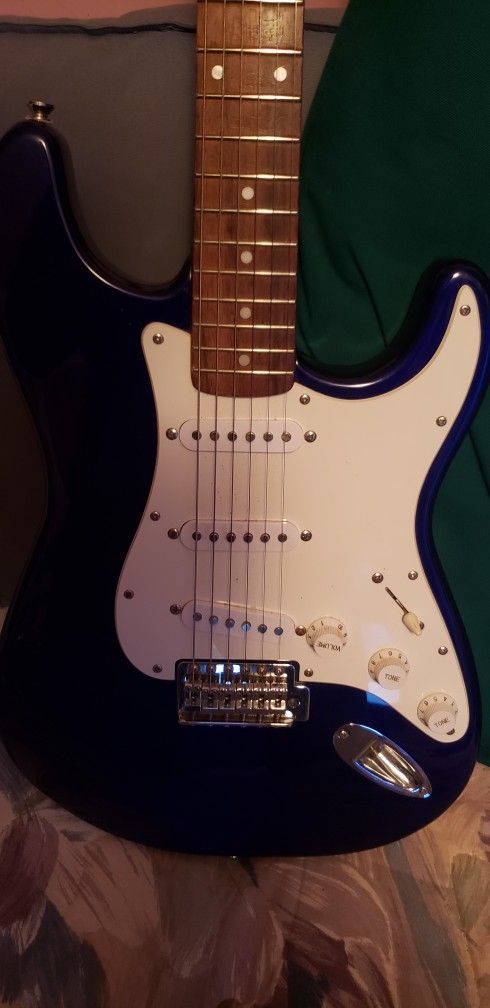Fender Strait