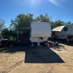 Trailita Para 1-2 Personas Ó Hasta Para Una Familia Pequeña